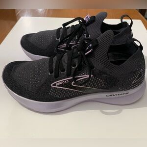 BROOKS Levitate 5 Stealthfit Running
Sneakers Women size 7.5
